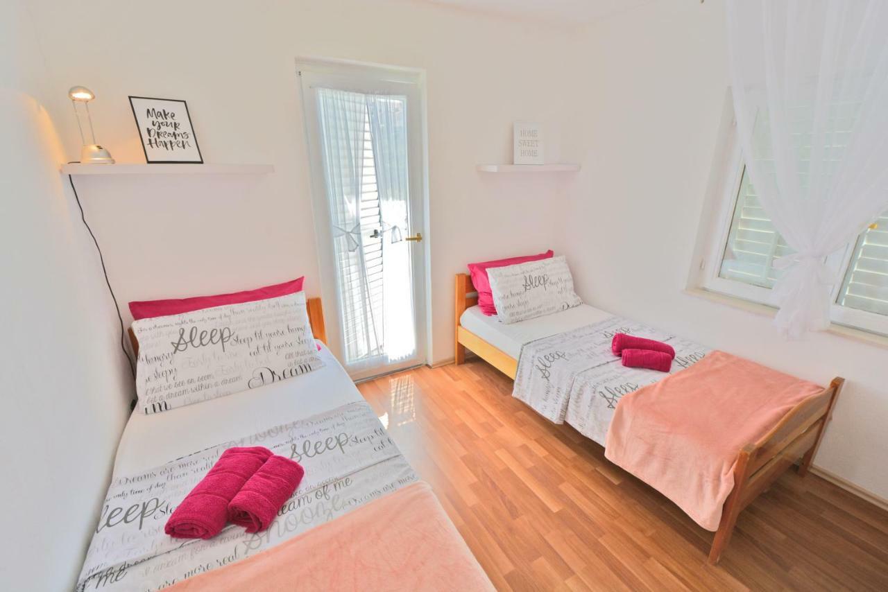 סופטאר Villa Casablanca מראה חיצוני תמונה